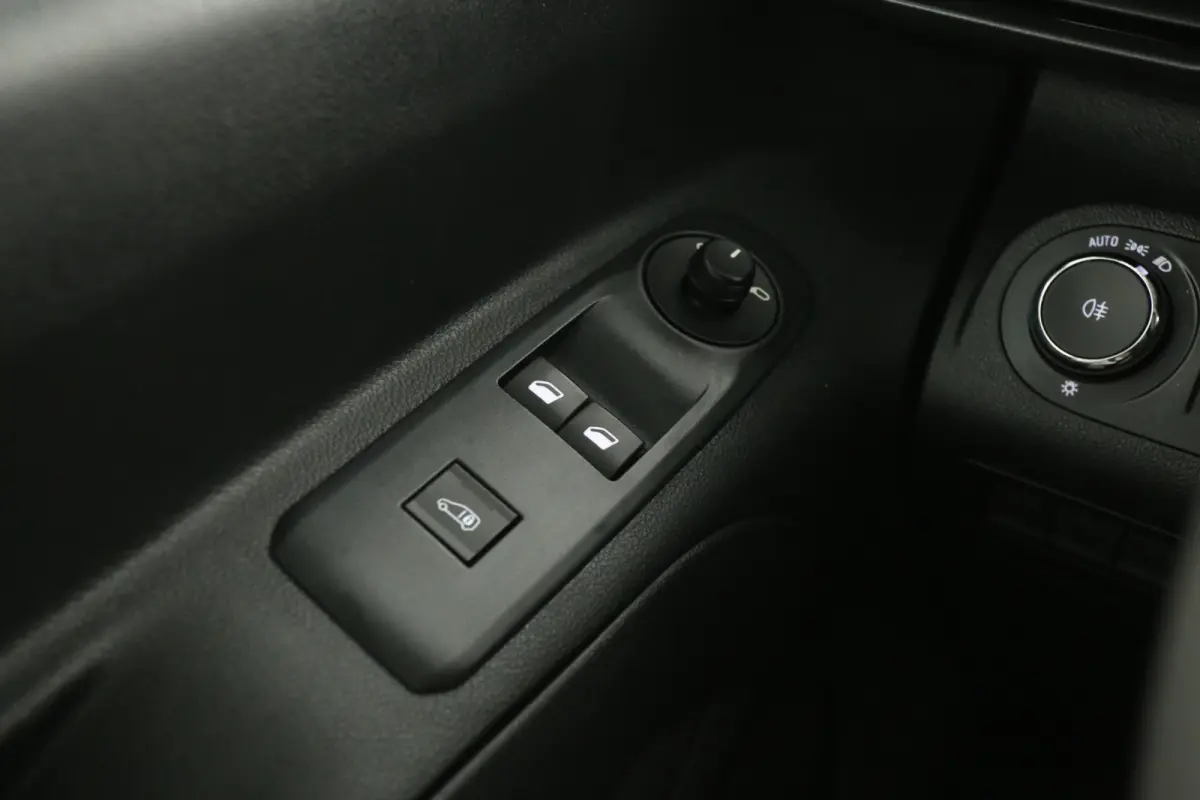 1.5D Turbo | Airco | Cruise | Parkeersensoren | Elektrpakket