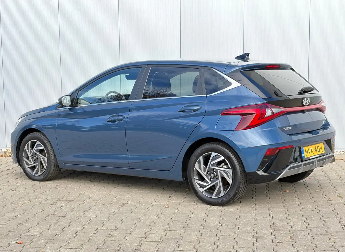 1.0 T-GDI 100pk Premium | Carplay | Climate control | Cruise control | Stoel/stuurverwarming | Camera | Parkeersensoren | DAB | Premium Audio | Lichtmetalen velgen | Navigatie