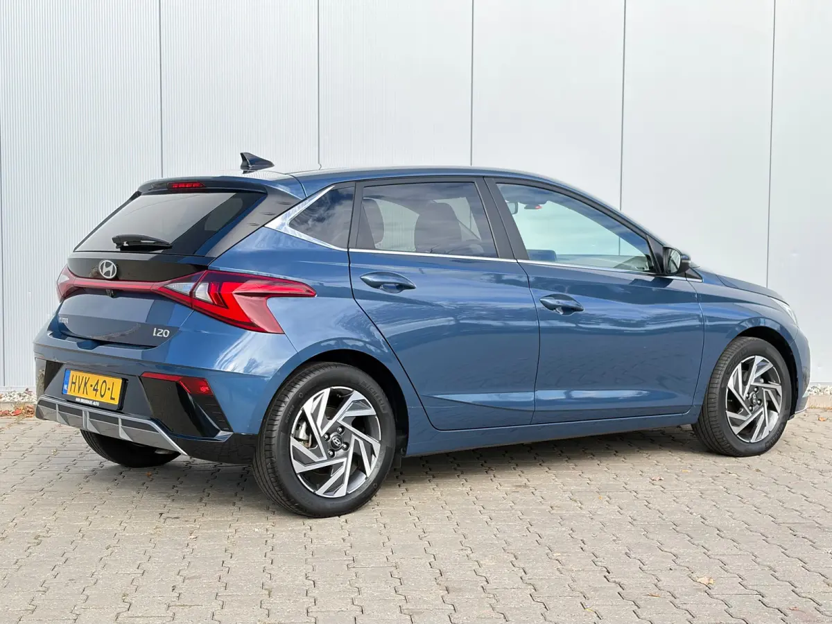 1.0 T-GDI 100pk Premium | Carplay | Climate control | Cruise control | Stoel/stuurverwarming | Camera | Parkeersensoren | DAB | Premium Audio | Lichtmetalen velgen | Navigatie