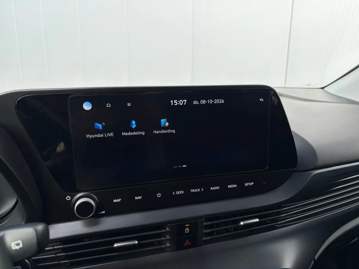1.0 T-GDI 100pk Premium | Carplay | Climate control | Cruise control | Stoel/stuurverwarming | Camera | Parkeersensoren | DAB | Premium Audio | Lichtmetalen velgen | Navigatie