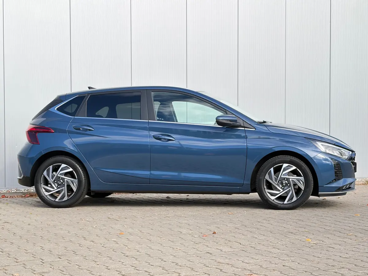 1.0 T-GDI 100pk Premium | Carplay | Climate control | Cruise control | Stoel/stuurverwarming | Camera | Parkeersensoren | DAB | Premium Audio | Lichtmetalen velgen | Navigatie