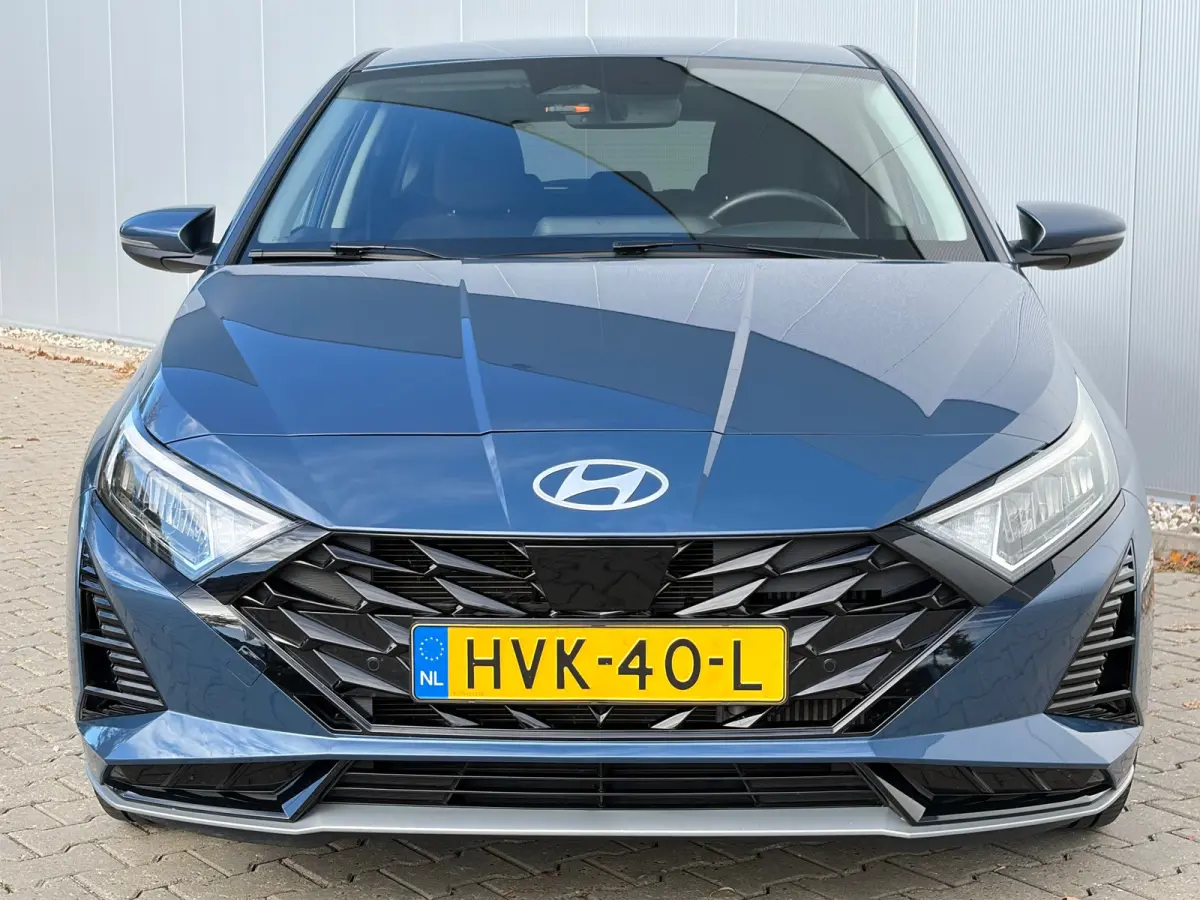 1.0 T-GDI 100pk Premium | Carplay | Climate control | Cruise control | Stoel/stuurverwarming | Camera | Parkeersensoren | DAB | Premium Audio | Lichtmetalen velgen | Navigatie