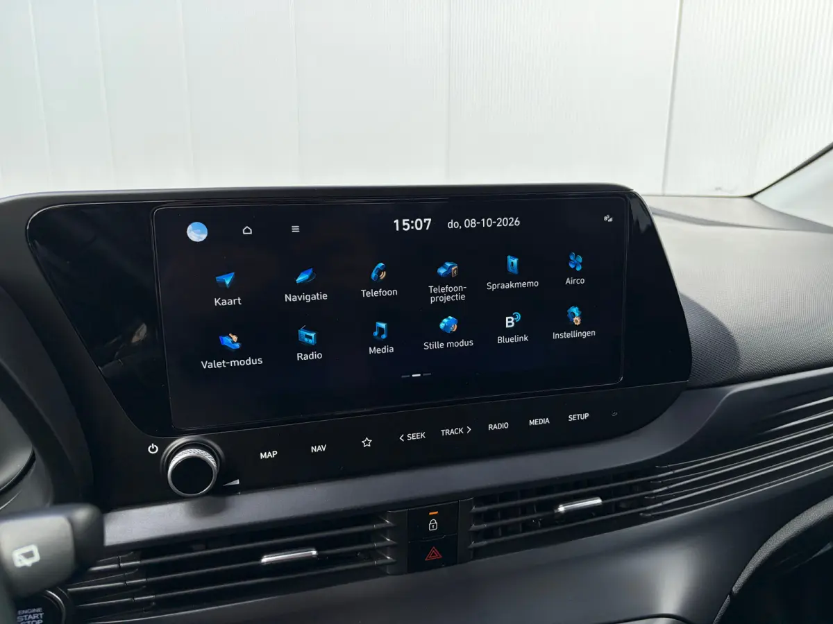 1.0 T-GDI 100pk Premium | Carplay | Climate control | Cruise control | Stoel/stuurverwarming | Camera | Parkeersensoren | DAB | Premium Audio | Lichtmetalen velgen | Navigatie