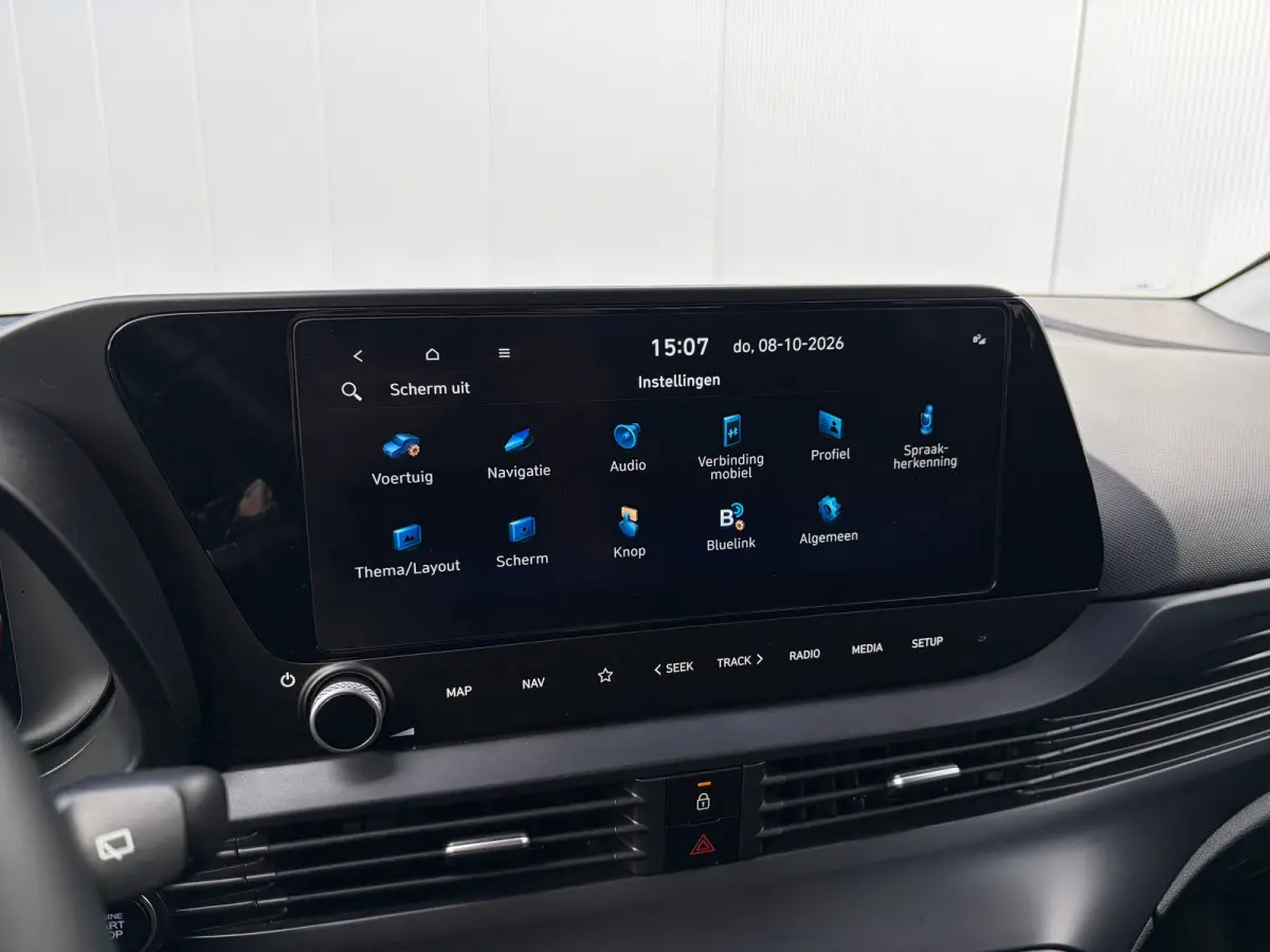 1.0 T-GDI 100pk Premium | Carplay | Climate control | Cruise control | Stoel/stuurverwarming | Camera | Parkeersensoren | DAB | Premium Audio | Lichtmetalen velgen | Navigatie