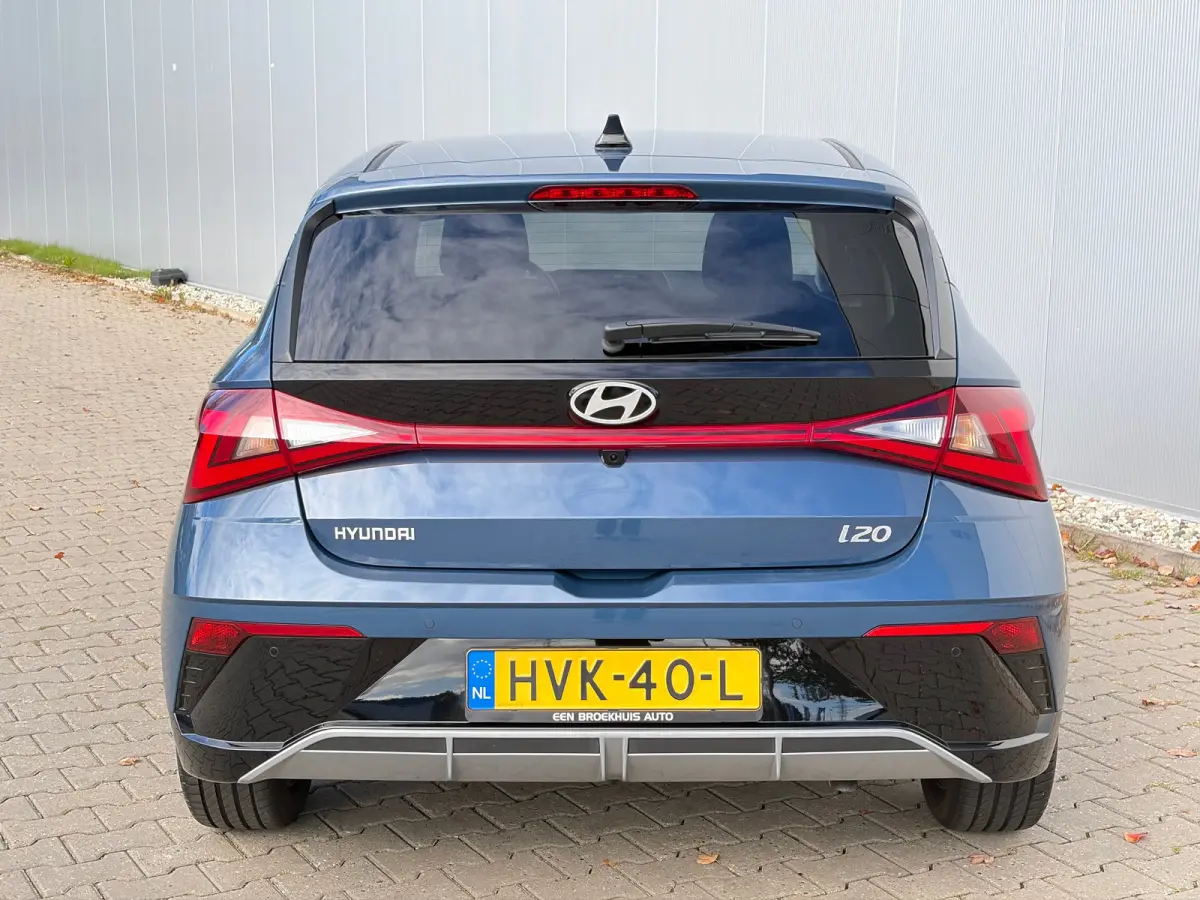 1.0 T-GDI 100pk Premium | Carplay | Climate control | Cruise control | Stoel/stuurverwarming | Camera | Parkeersensoren | DAB | Premium Audio | Lichtmetalen velgen | Navigatie