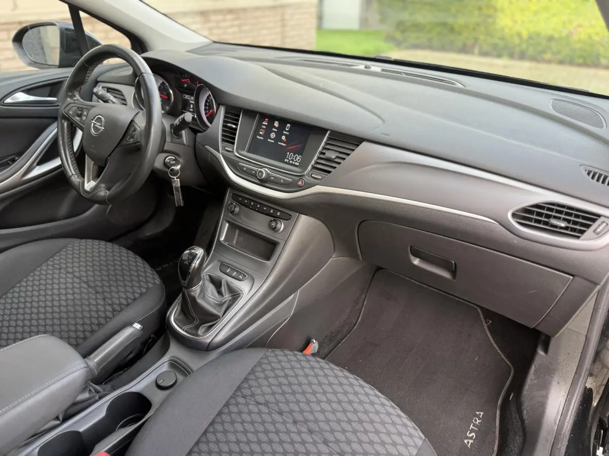 1.2 Business Edition 2020 CarPlay/Cruise/Climate