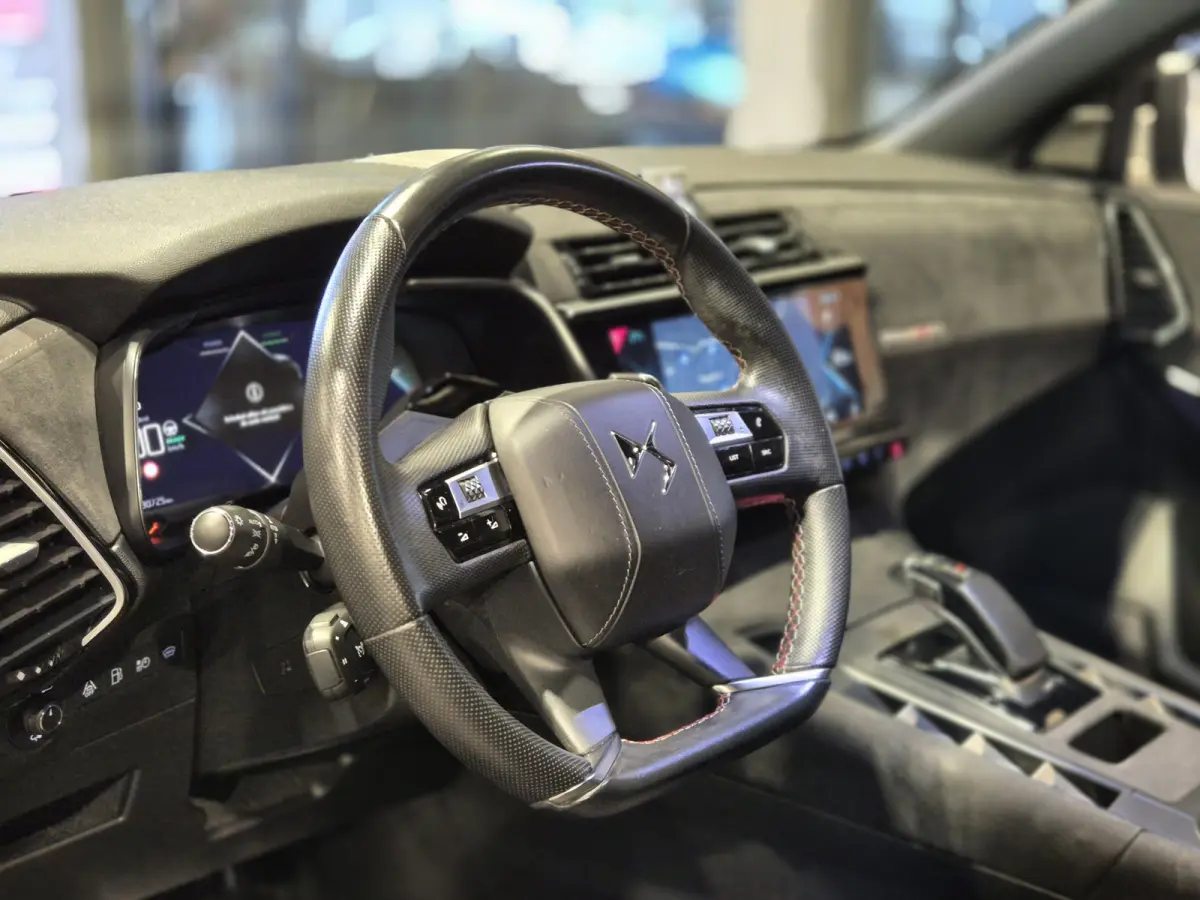 E-Tense Performance Line+ Panorama | Deep Black Alcantara | 360 Camera | Nightvision | Stoelverwarming