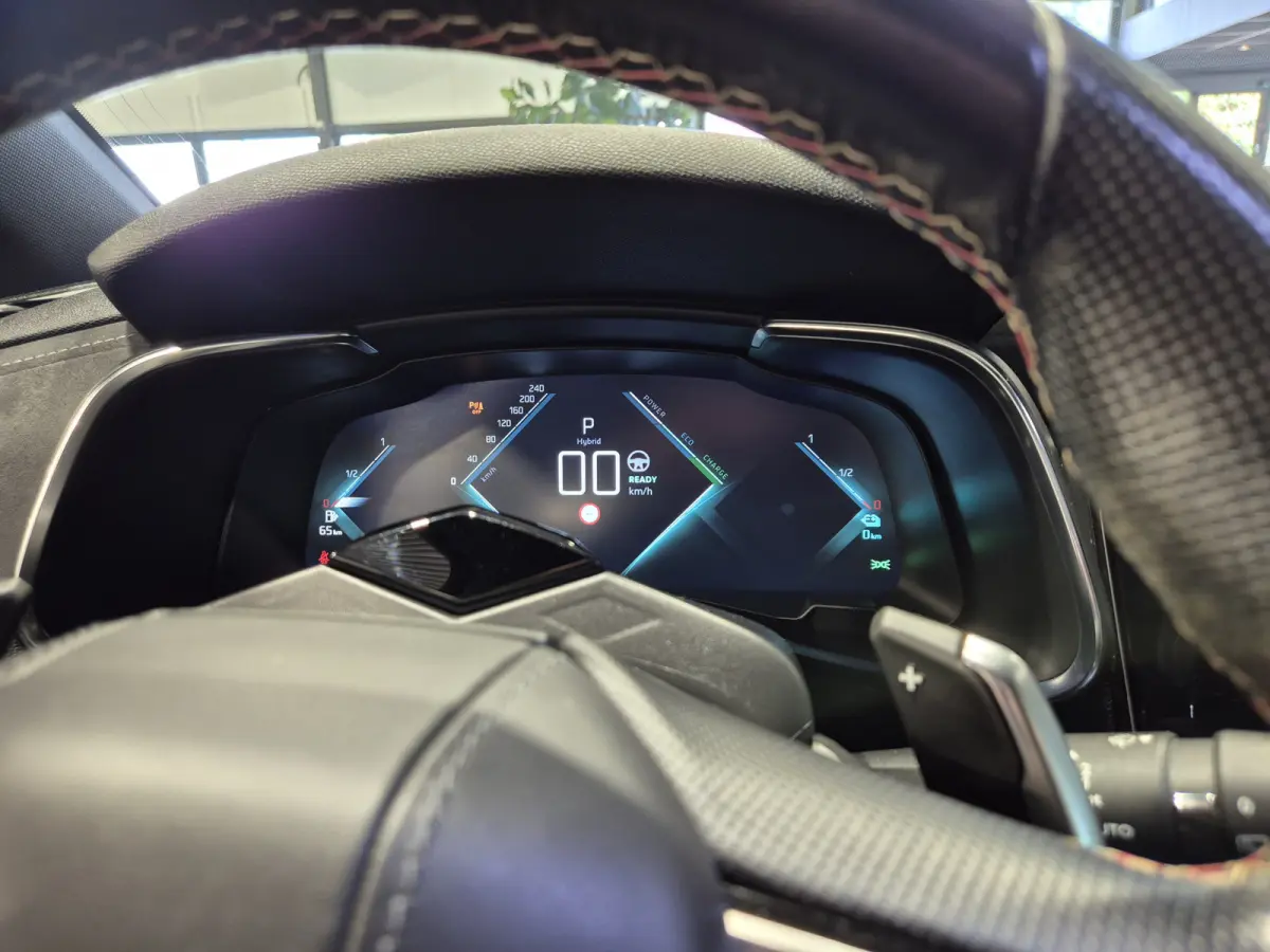 E-Tense Performance Line+ Panorama | Deep Black Alcantara | 360 Camera | Nightvision | Stoelverwarming