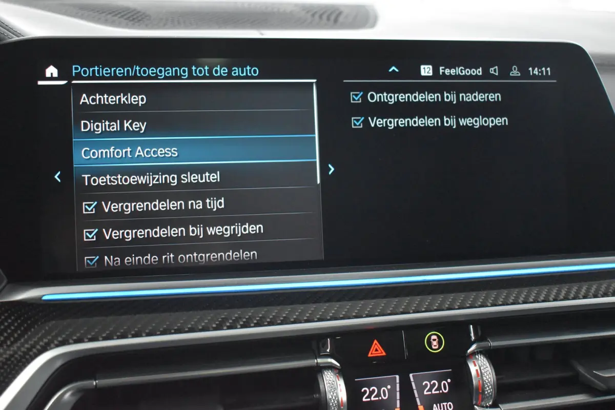 45e M-Sport xDrive 394pk | AKRAPOVIC | MASSAGE | ACHTERASBESTURING | CARBON