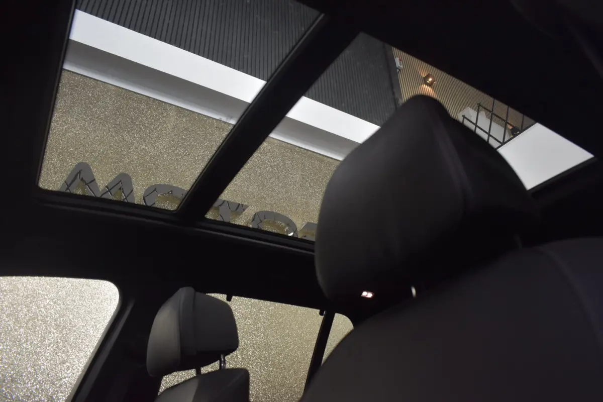 45e M-Sport xDrive 394pk | AKRAPOVIC | MASSAGE | ACHTERASBESTURING | CARBON