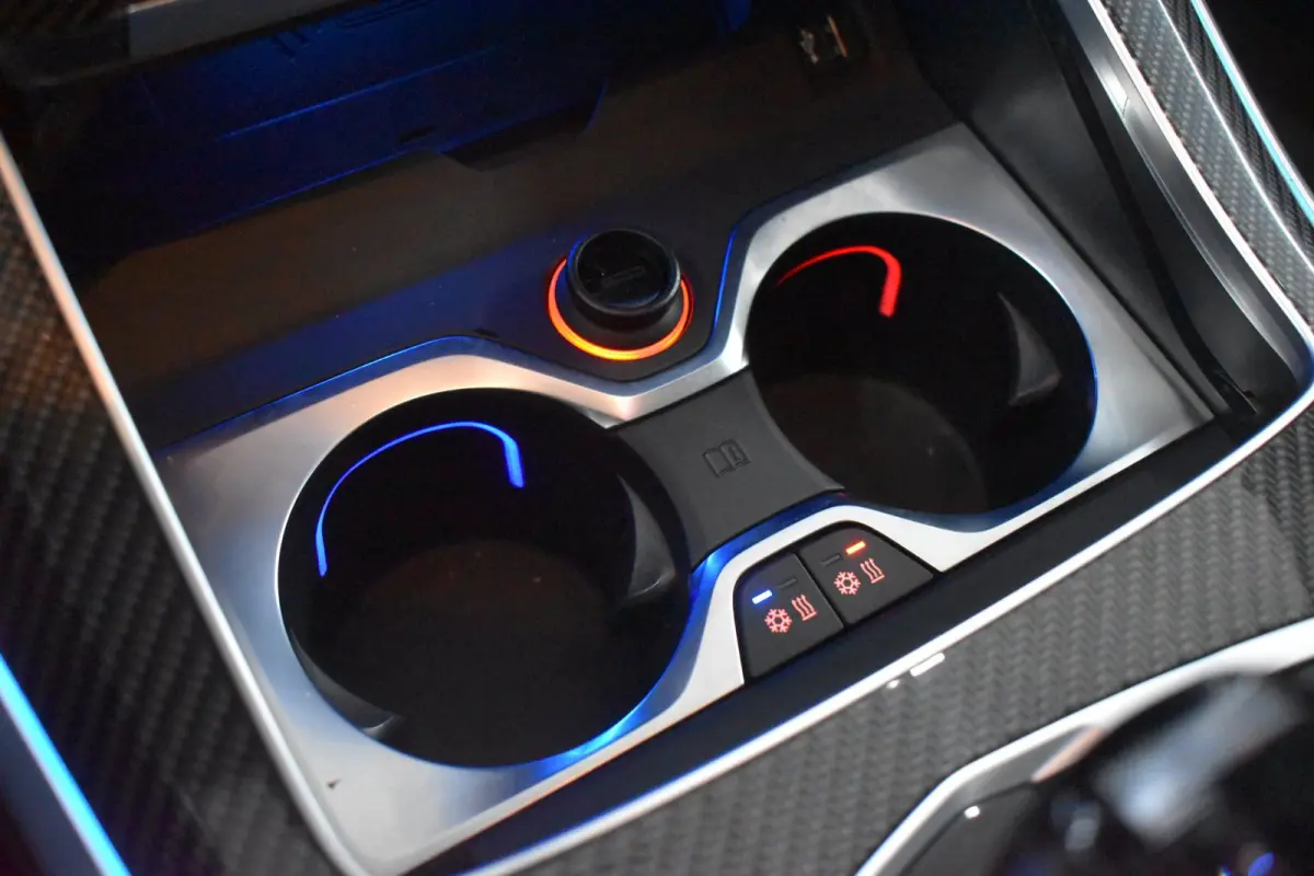45e M-Sport xDrive 394pk | AKRAPOVIC | MASSAGE | ACHTERASBESTURING | CARBON