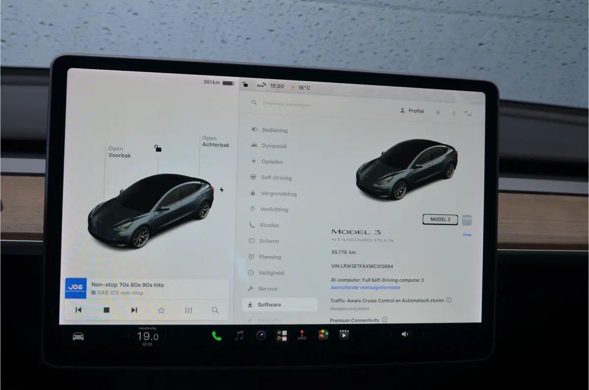 Standard RWD Plus 60 kWh AutoPilot, 18" winterbanden, LFP accu