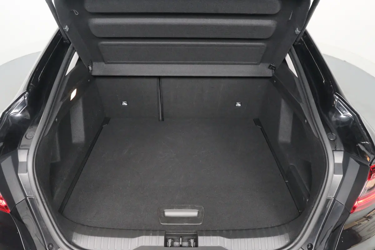 1.6 E-Tech Hybrid 145 Intens | 1e Eigenaar! | Dealer Onderhouden | Open Dak | Leder | Sfeerverlichting | Clima | Camera | Cruise Adaptive | Keyless | Stoel/Stuurverwarming