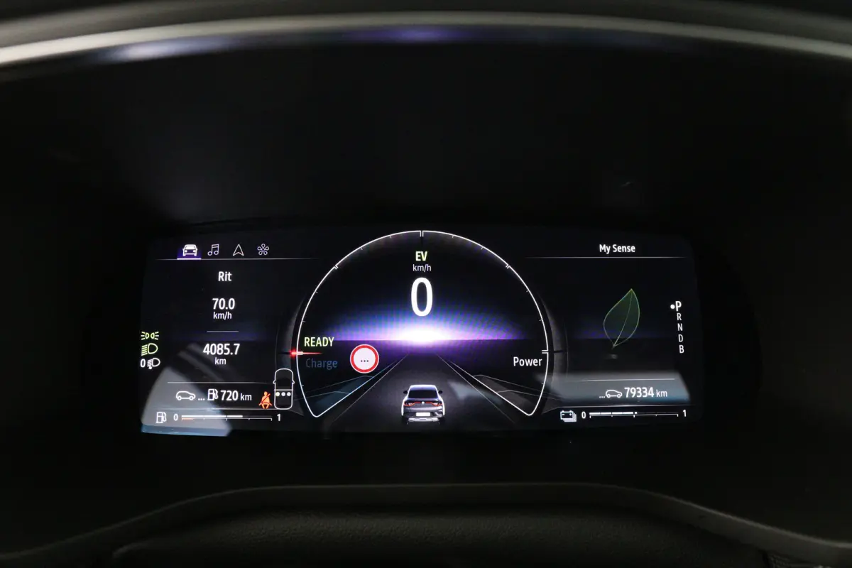 1.6 E-Tech Hybrid 145 Intens | 1e Eigenaar! | Dealer Onderhouden | Open Dak | Leder | Sfeerverlichting | Clima | Camera | Cruise Adaptive | Keyless | Stoel/Stuurverwarming