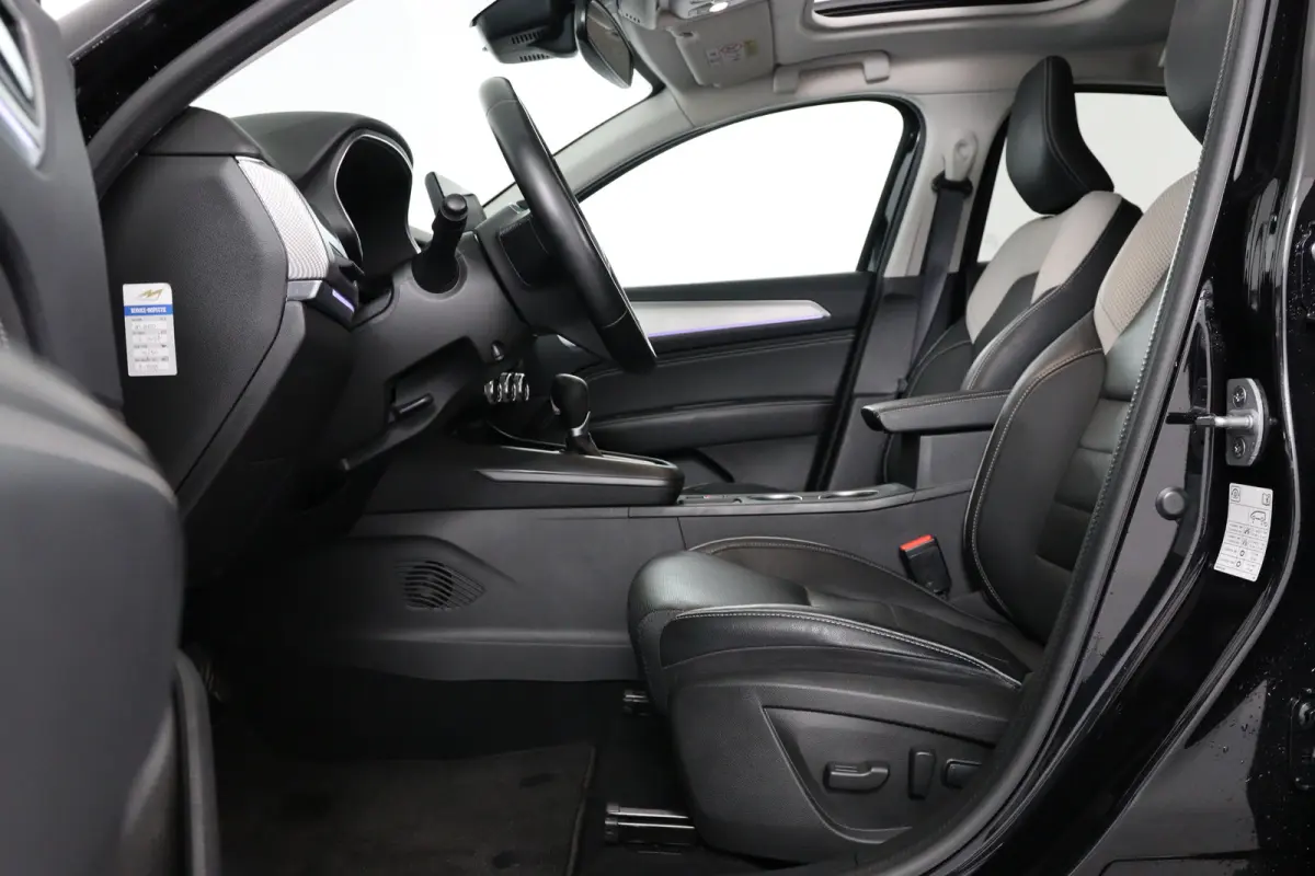 1.6 E-Tech Hybrid 145 Intens | 1e Eigenaar! | Dealer Onderhouden | Open Dak | Leder | Sfeerverlichting | Clima | Camera | Cruise Adaptive | Keyless | Stoel/Stuurverwarming