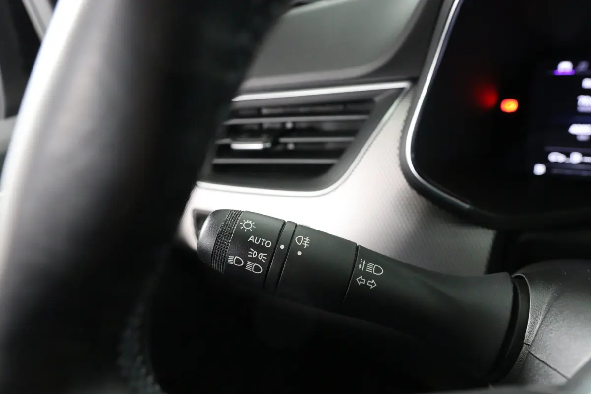 1.6 E-Tech Hybrid 145 Intens | 1e Eigenaar! | Dealer Onderhouden | Open Dak | Leder | Sfeerverlichting | Clima | Camera | Cruise Adaptive | Keyless | Stoel/Stuurverwarming