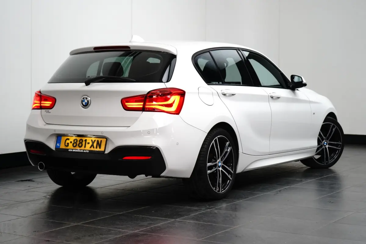 118i Edition M Sport Shadow High Executive