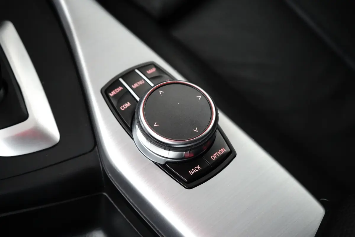 118i Edition M Sport Shadow High Executive