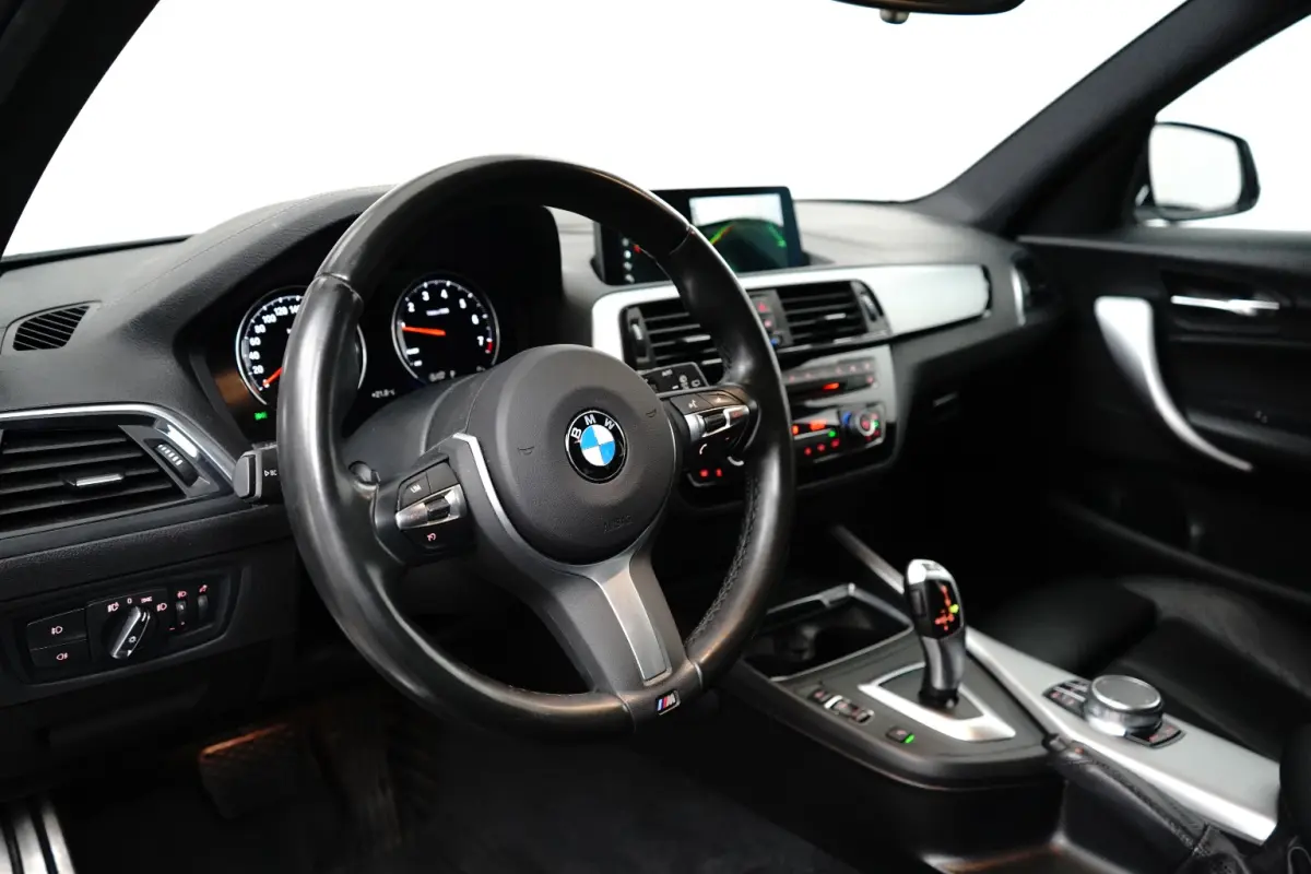 118i Edition M Sport Shadow High Executive