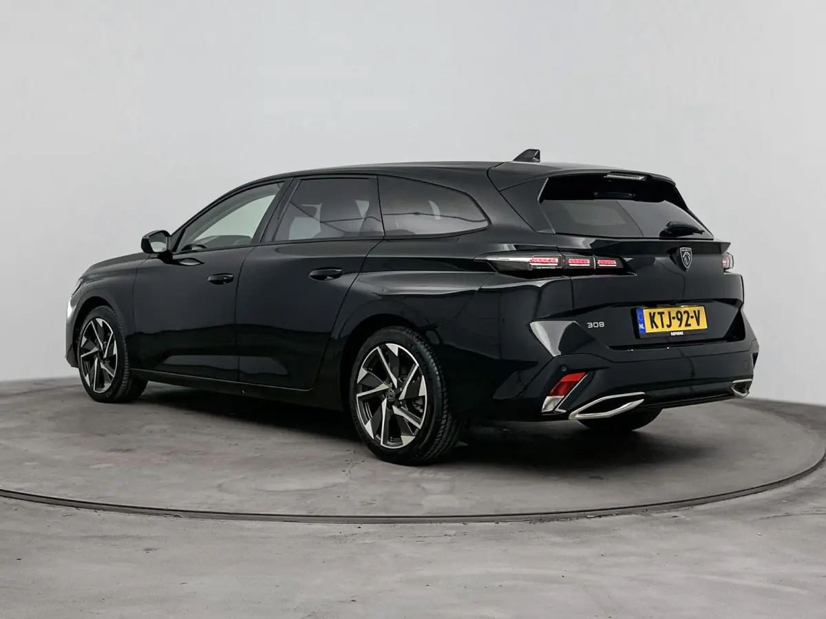 Hybrid 136pk Allure | 360 Camera | Adaptieve Cruise Control | CarPlay | LED Koplampen