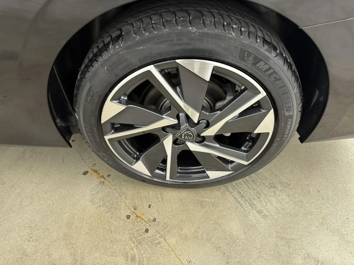 Hybrid 136pk Allure | 360 Camera | Adaptieve Cruise Control | CarPlay | LED Koplampen