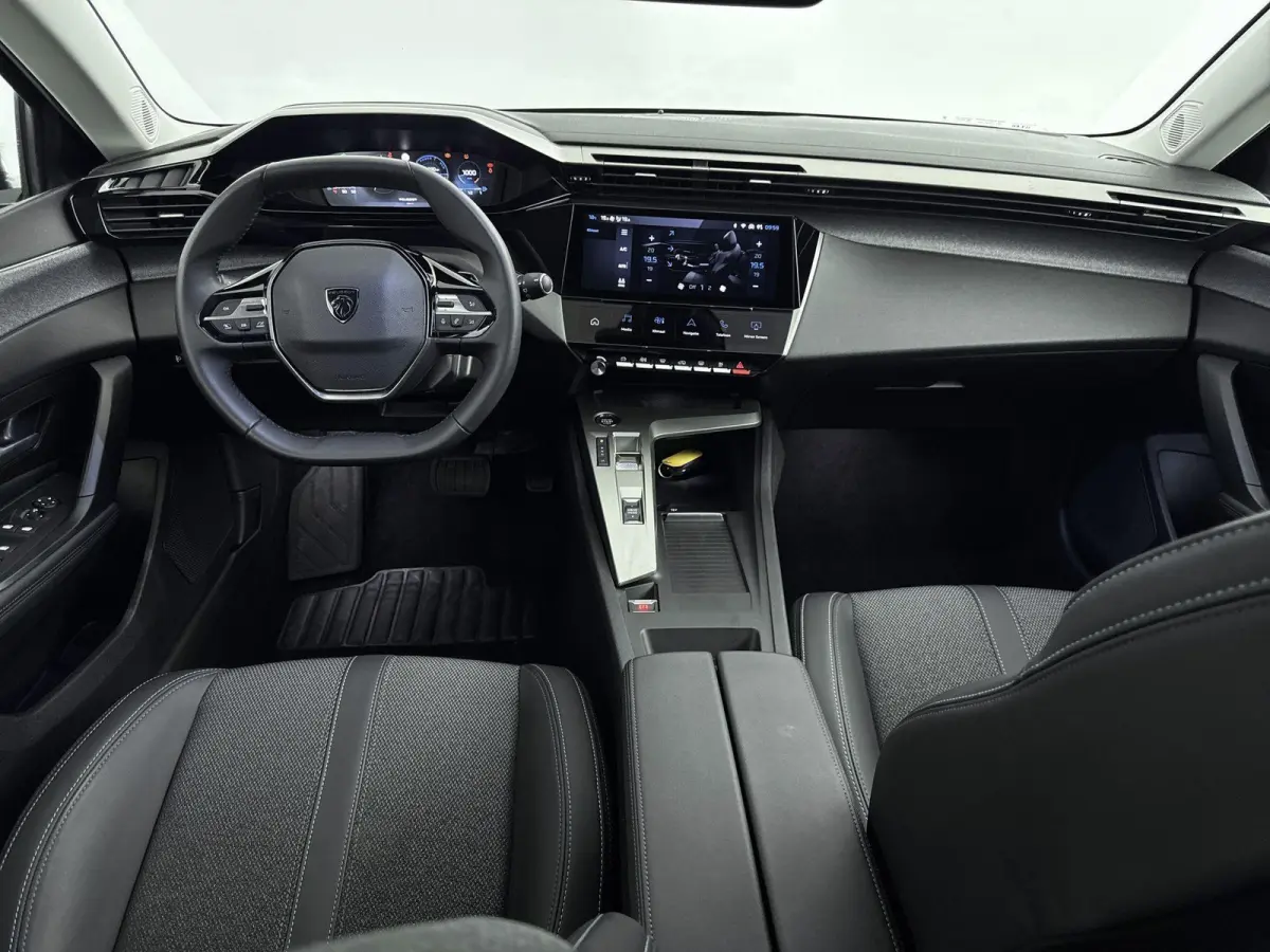 Hybrid 136pk Allure | 360 Camera | Adaptieve Cruise Control | CarPlay | LED Koplampen