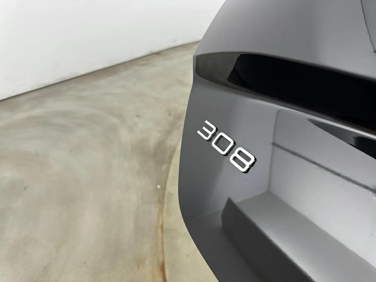 Hybrid 136pk Allure | 360 Camera | Adaptieve Cruise Control | CarPlay | LED Koplampen