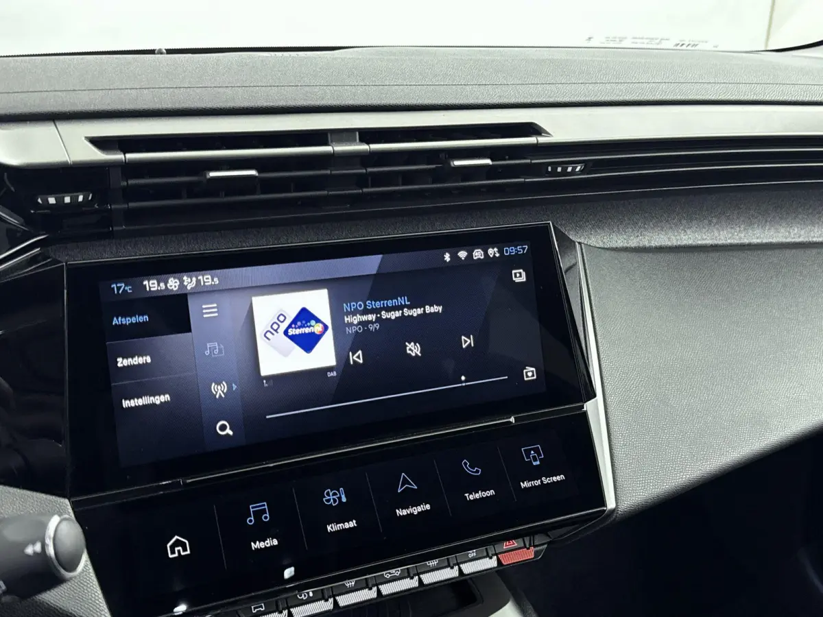 Hybrid 136pk Allure | 360 Camera | Adaptieve Cruise Control | CarPlay | LED Koplampen