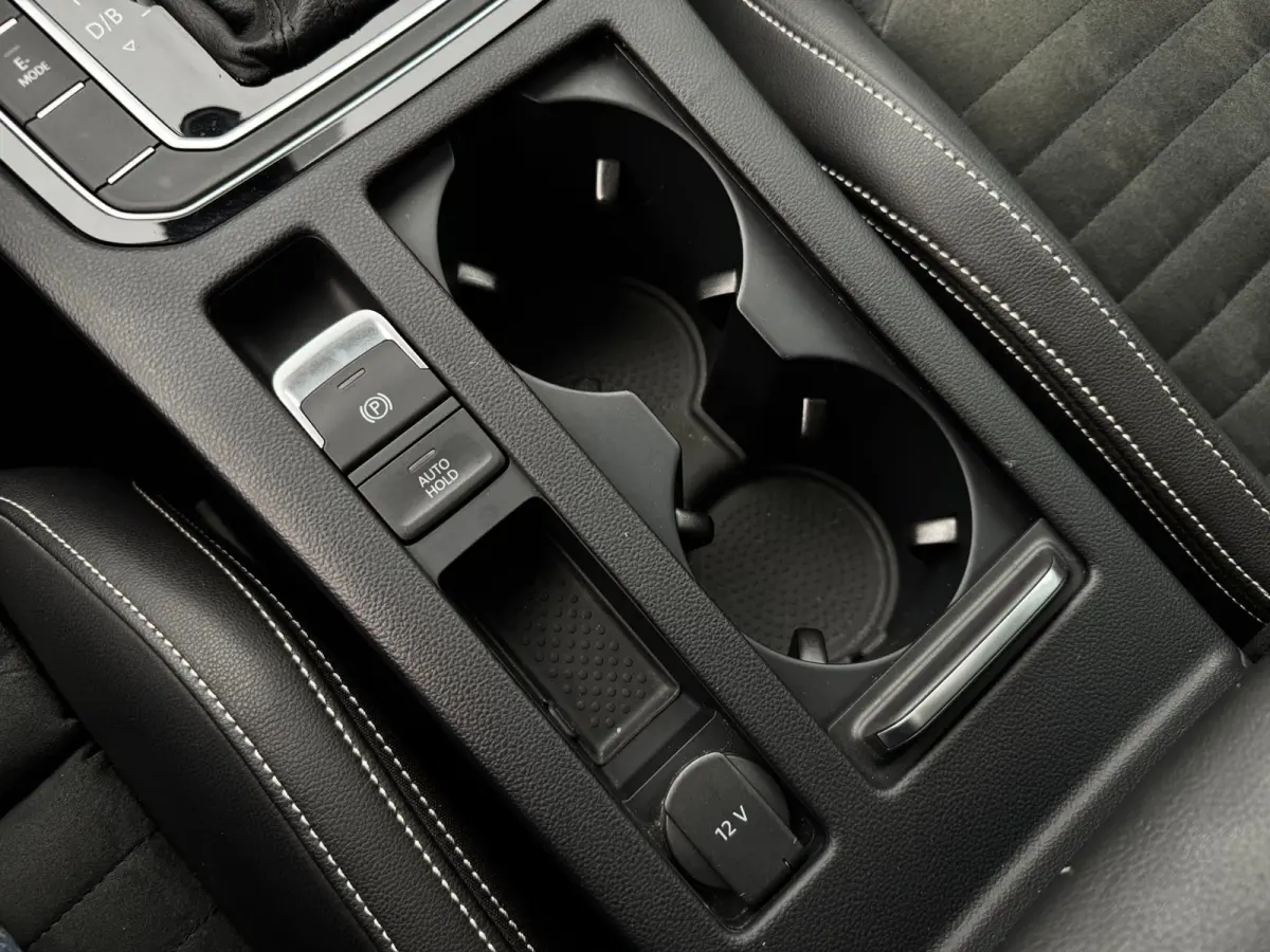 1.4 TSI PHEV GTE | Pano | Trekhaak | Matrix | Massage | Camera | Travel Assist | Elektr. achterklep