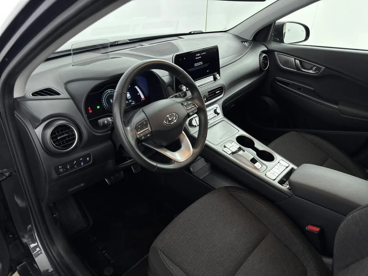 Fashion 64kWh | 1ste eigenaar | ACCU 100% | Dodehoekdetectie | Camera | AppleCarPlay/Android | AUTOMAAT