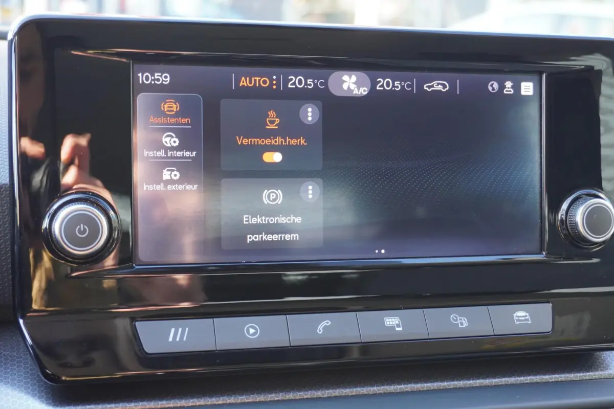 1.0 TSI 110pk Style Full Link | Cruisecontrol | PDC Achter