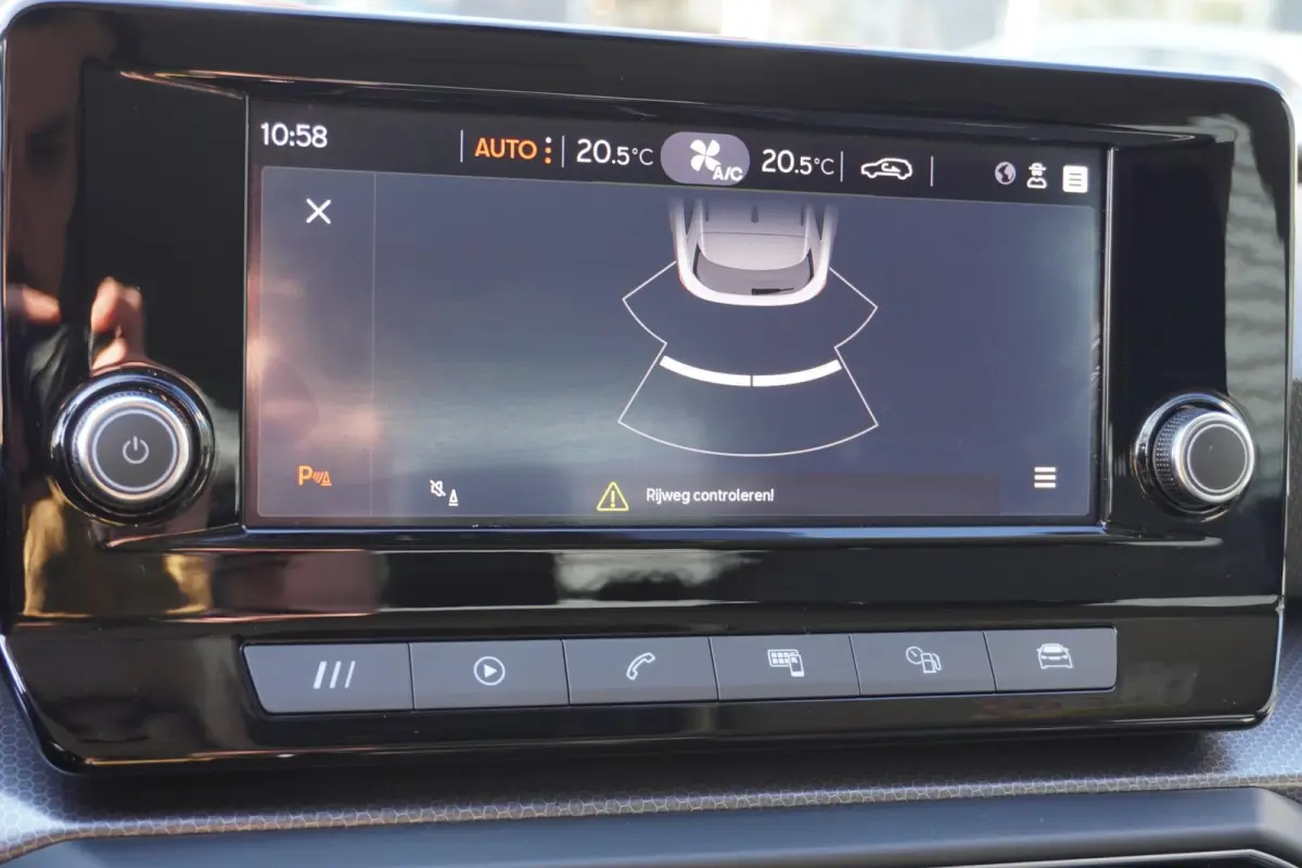 1.0 TSI 110pk Style Full Link | Cruisecontrol | PDC Achter