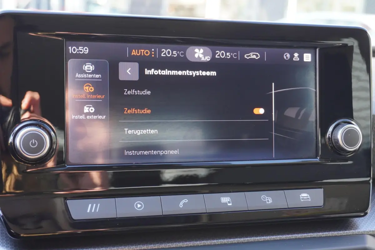 1.0 TSI 110pk Style Full Link | Cruisecontrol | PDC Achter