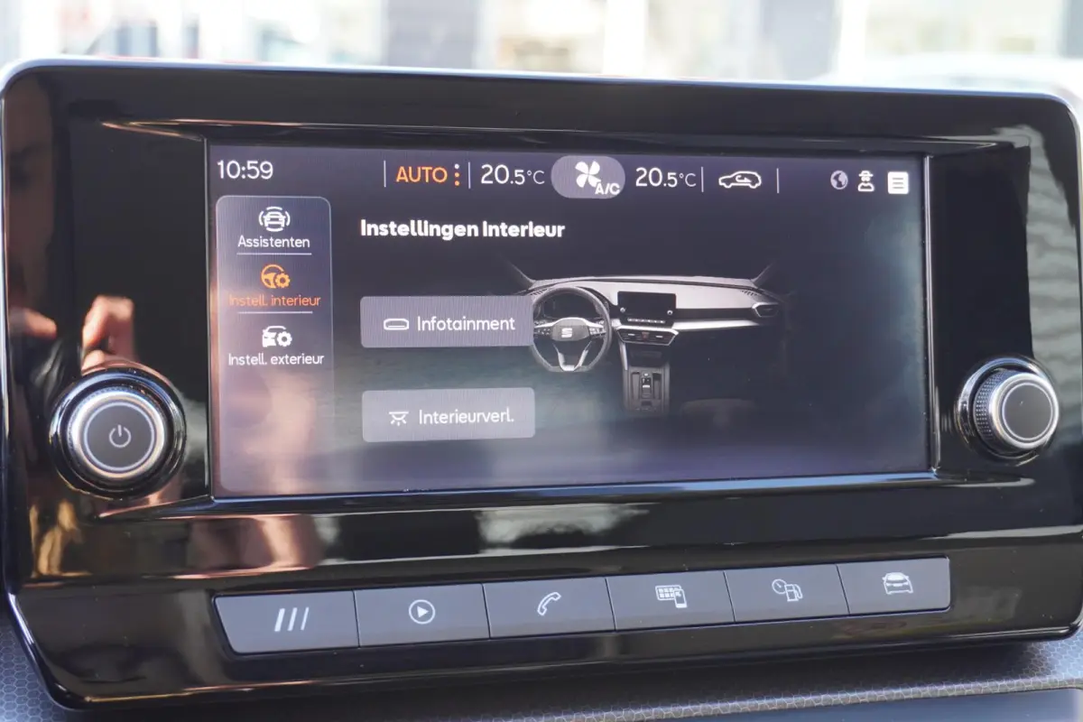 1.0 TSI 110pk Style Full Link | Cruisecontrol | PDC Achter
