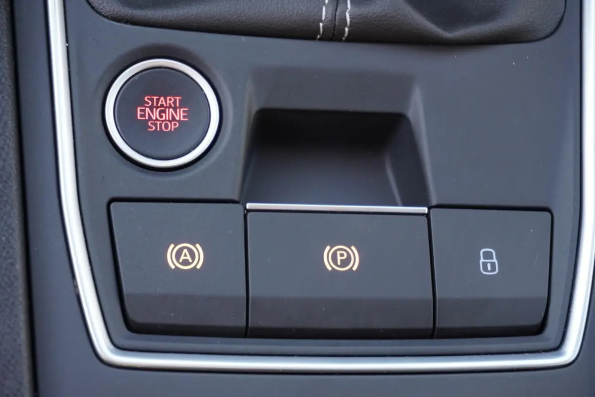 1.0 TSI 110pk Style Full Link | Cruisecontrol | PDC Achter