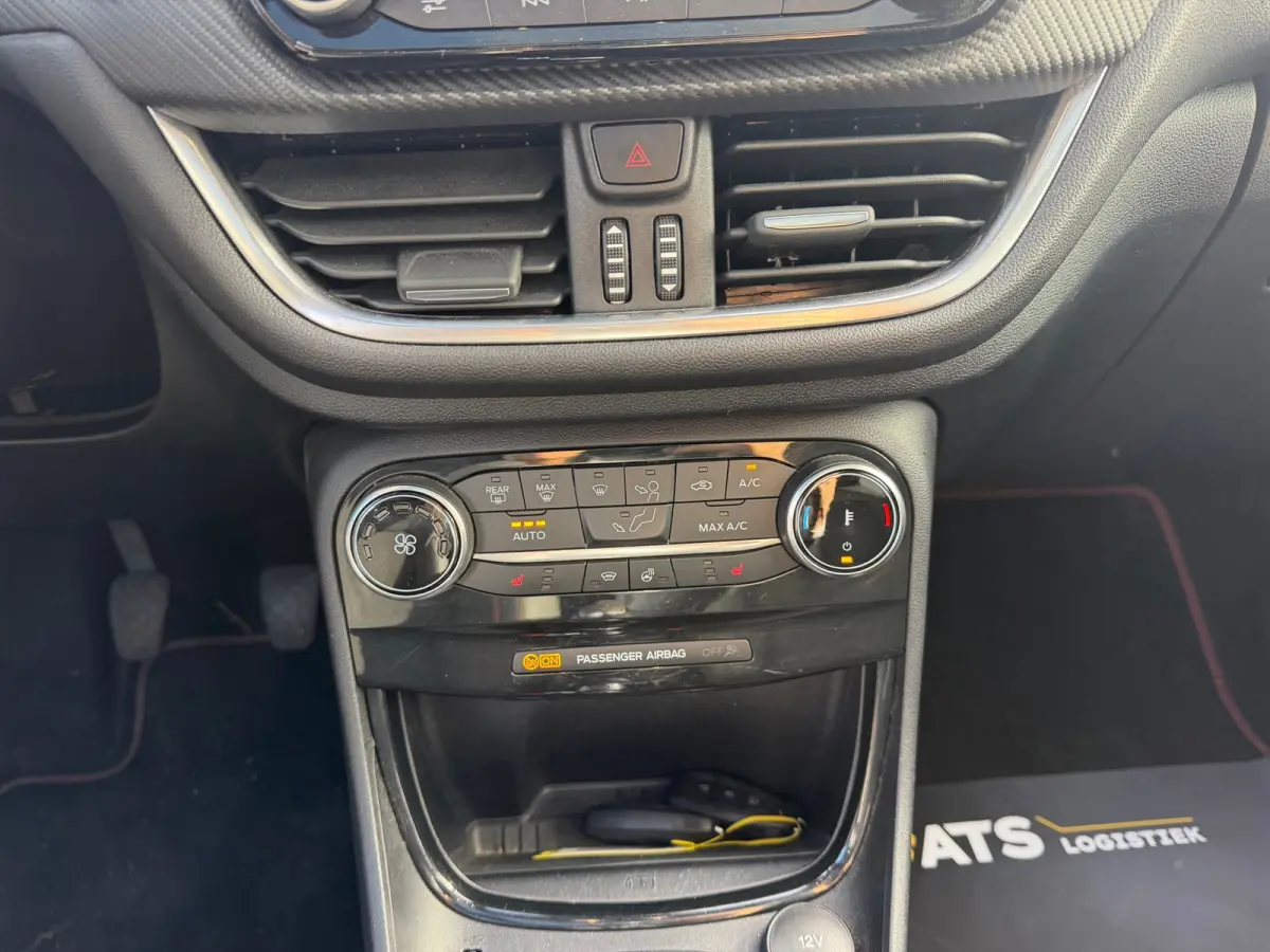 1.0 EcoBoost ST-Line X - Agate Black - Panorama/Virtual/Winterpakket