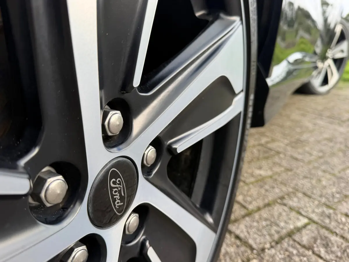 1.0 EcoBoost ST-Line X - Agate Black - Panorama/Virtual/Winterpakket