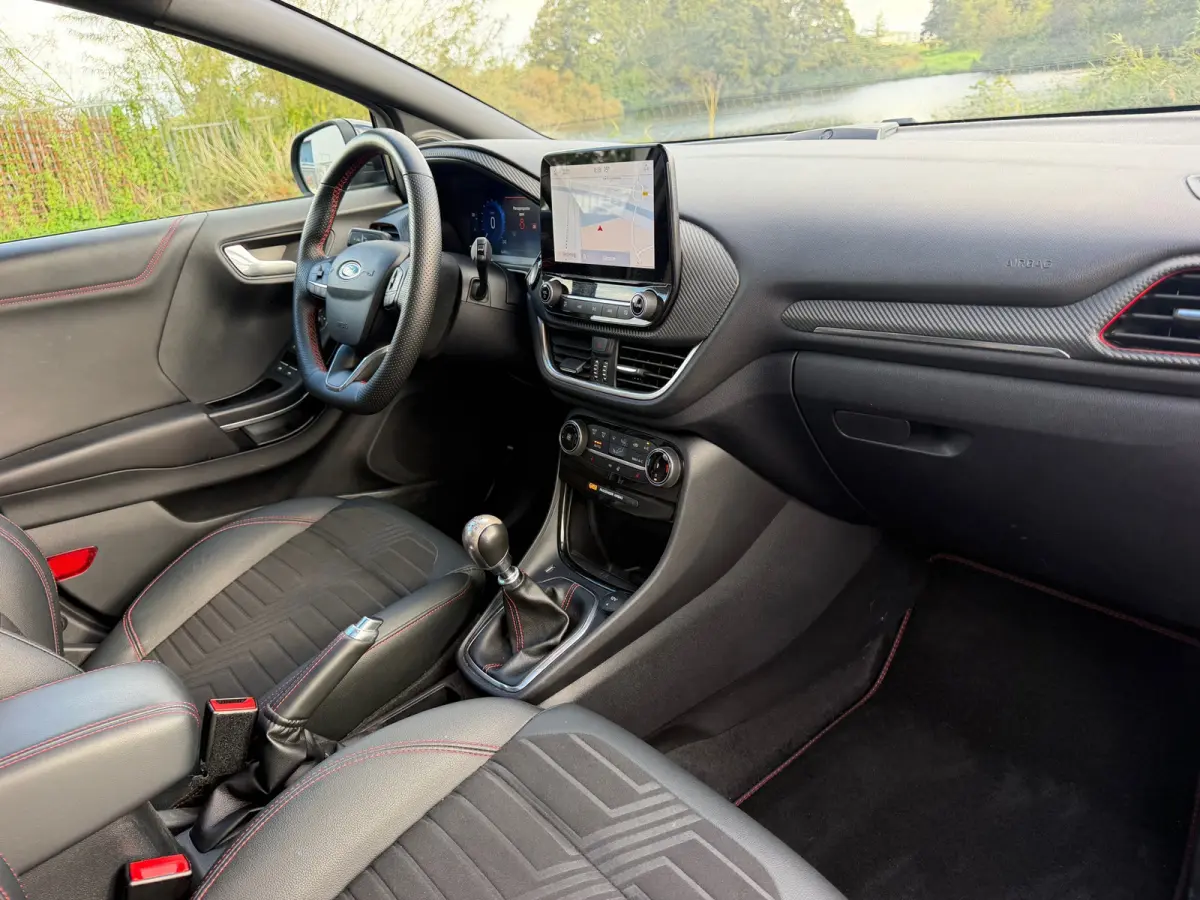 1.0 EcoBoost ST-Line X - Agate Black - Panorama/Virtual/Winterpakket