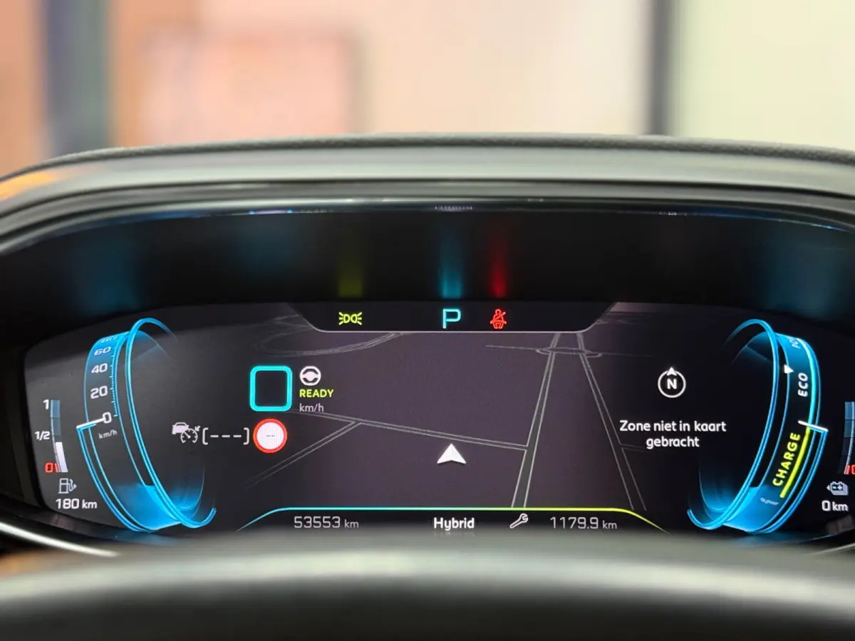 HYBRID 225 PK GT Pack EAT8 | i-Cockpit | Navi | Apple CarPlay | 360° Camera | ACC | Leder/Alcantara