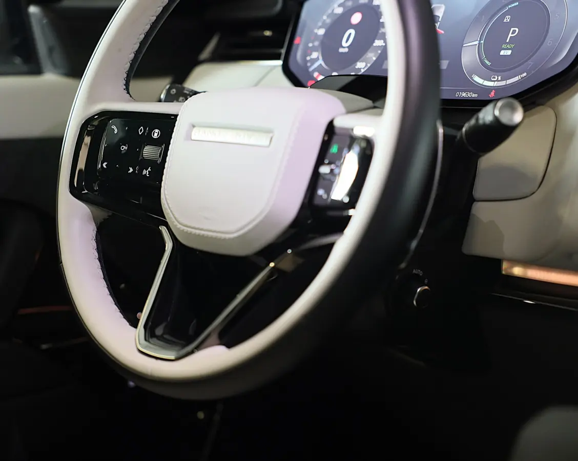 3.0 P460e Dynamic HSE PHEV / Head Up / 360 Camera / Leder Two Tone / Open Pano / Trekhaak / 23 Inch