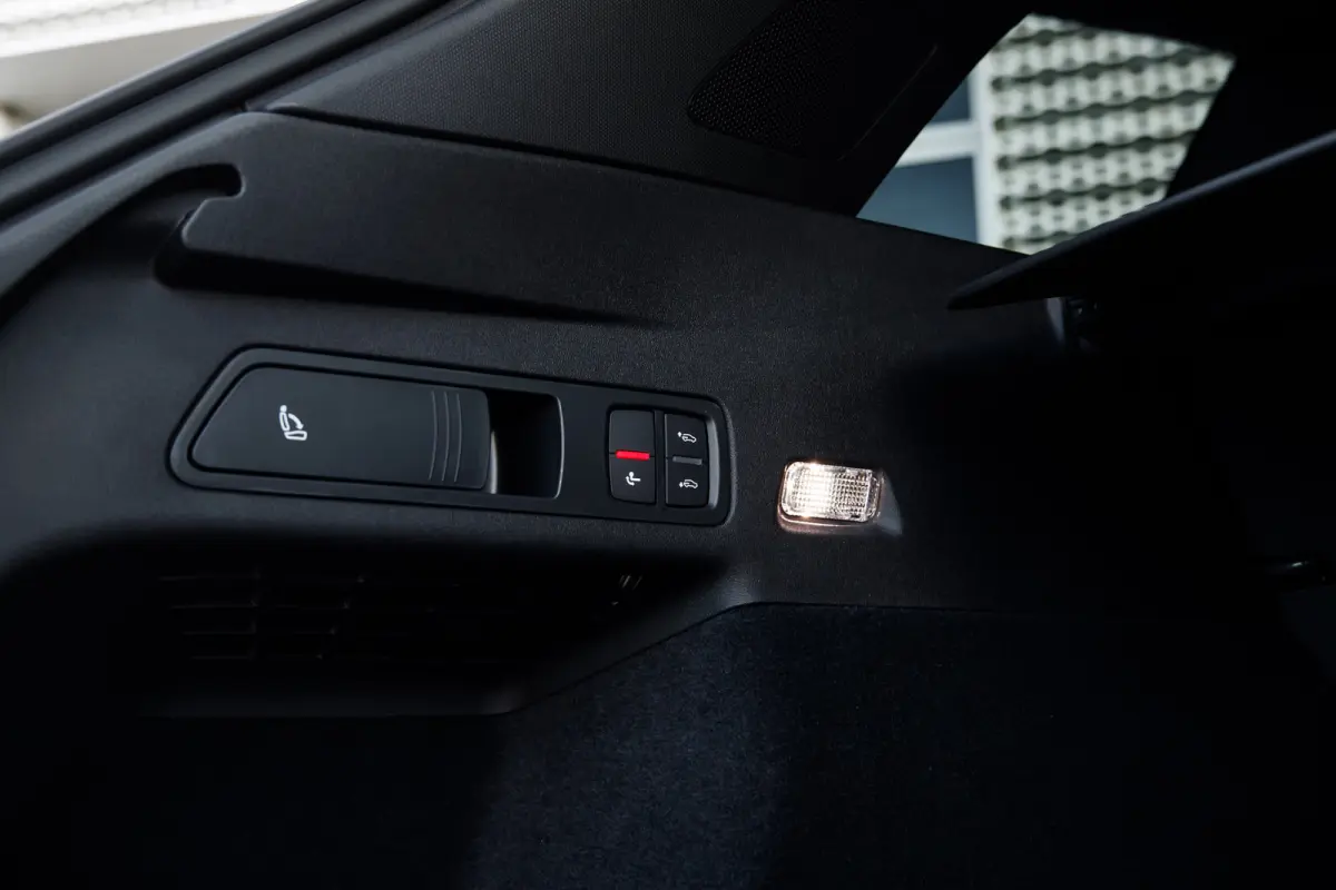 SQ6 quattro 360 kW | Luchtvering | Panoramadak | Trekhaak | Bang & Olufsen |