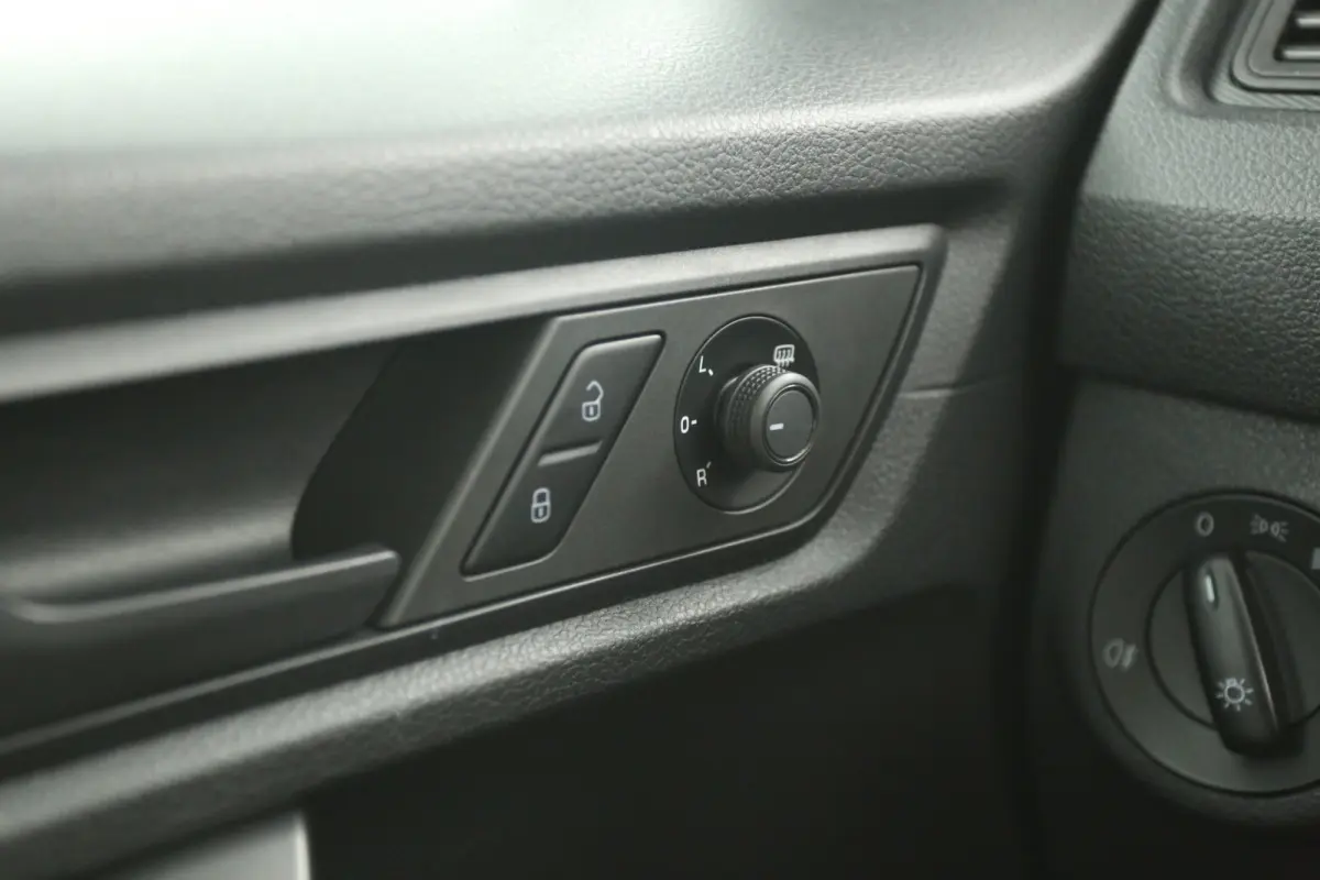 2.0 TDI | Airco | Geisoleerde Laadruimte | Elektrpakket