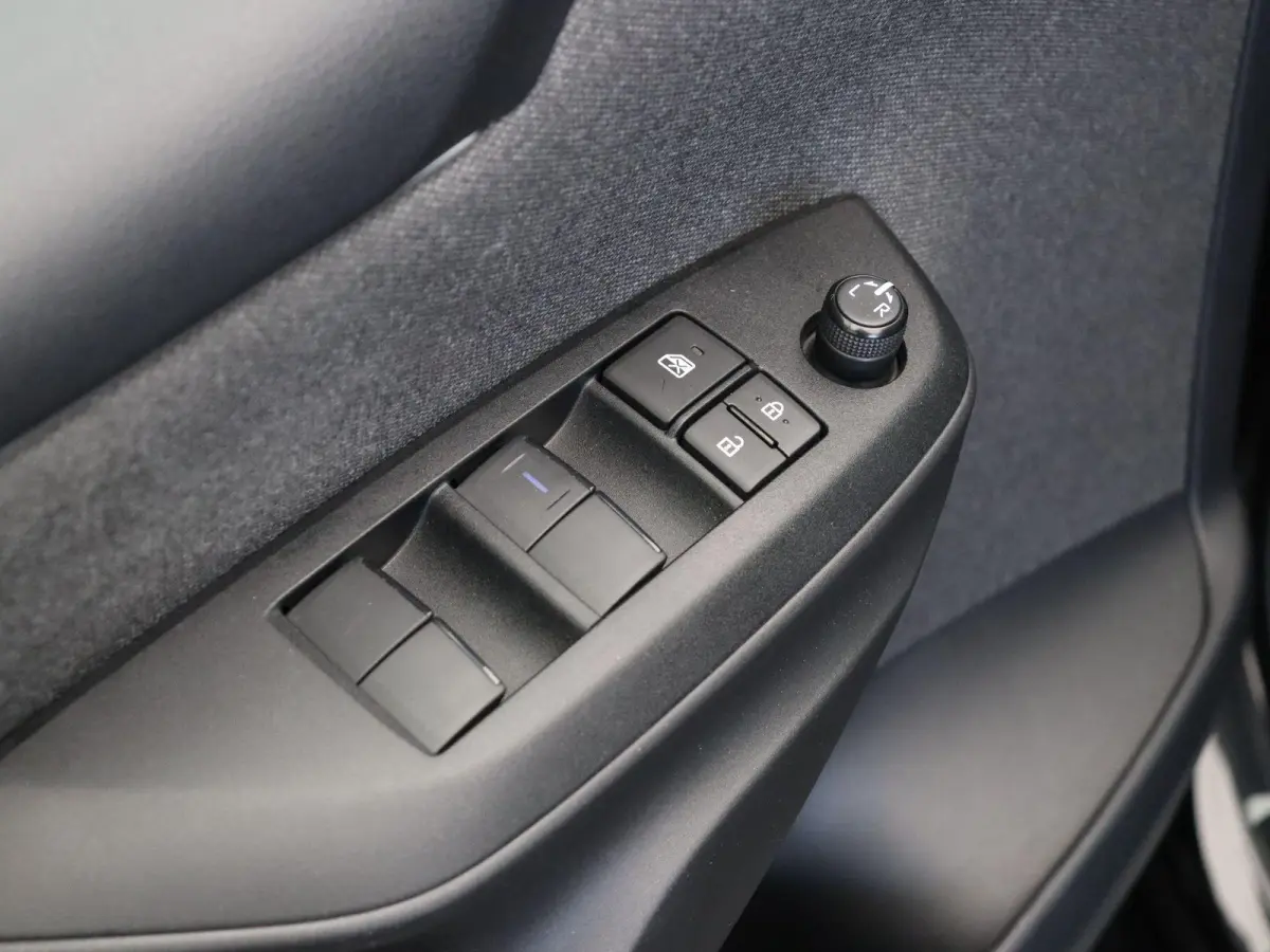 1.5 Hybrid Dynamic | Achteruitrijcamera | Apple Carplay & Android Auto | Full Led |