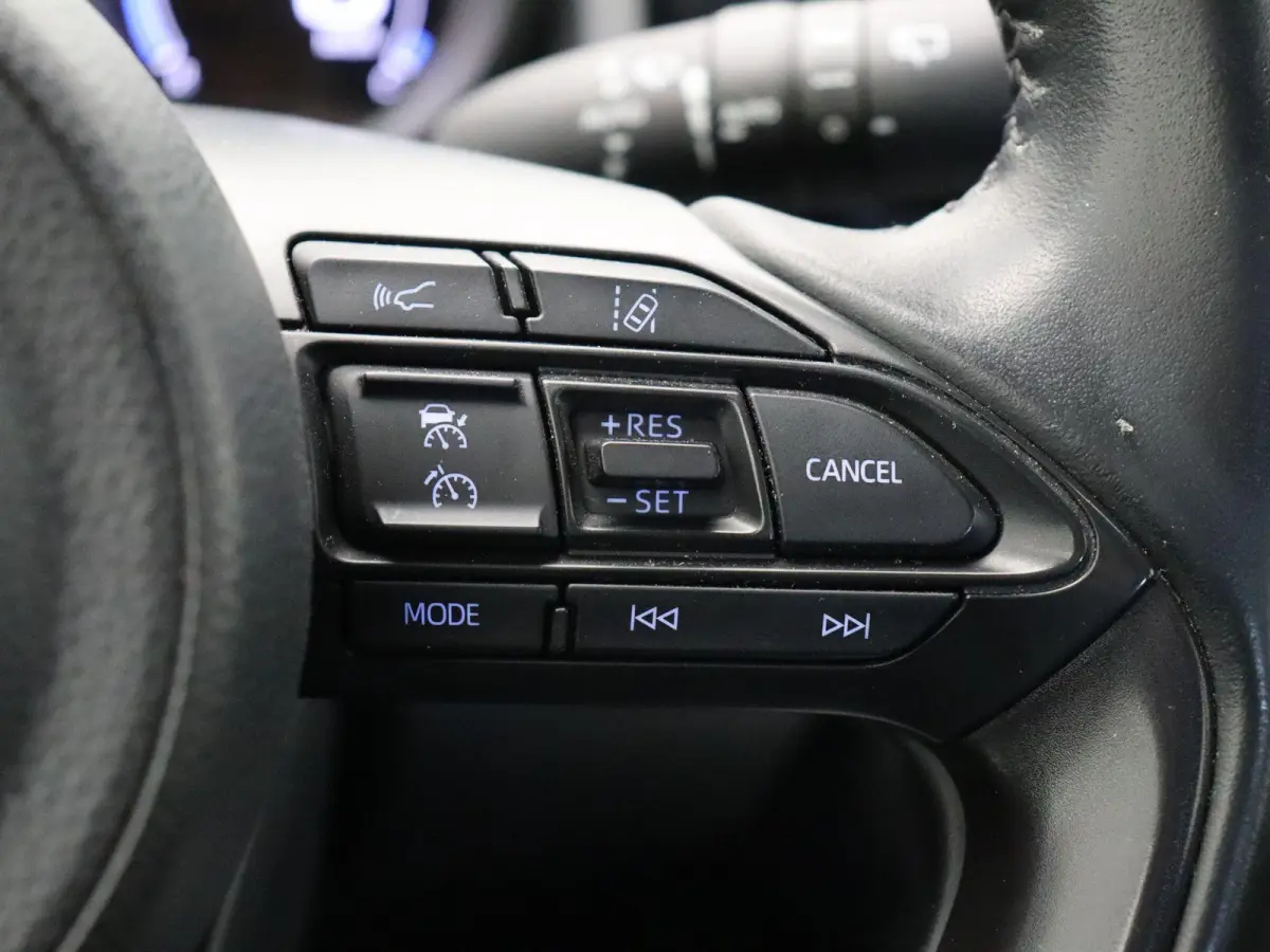 1.5 Hybrid Dynamic | Achteruitrijcamera | Apple Carplay & Android Auto | Full Led |