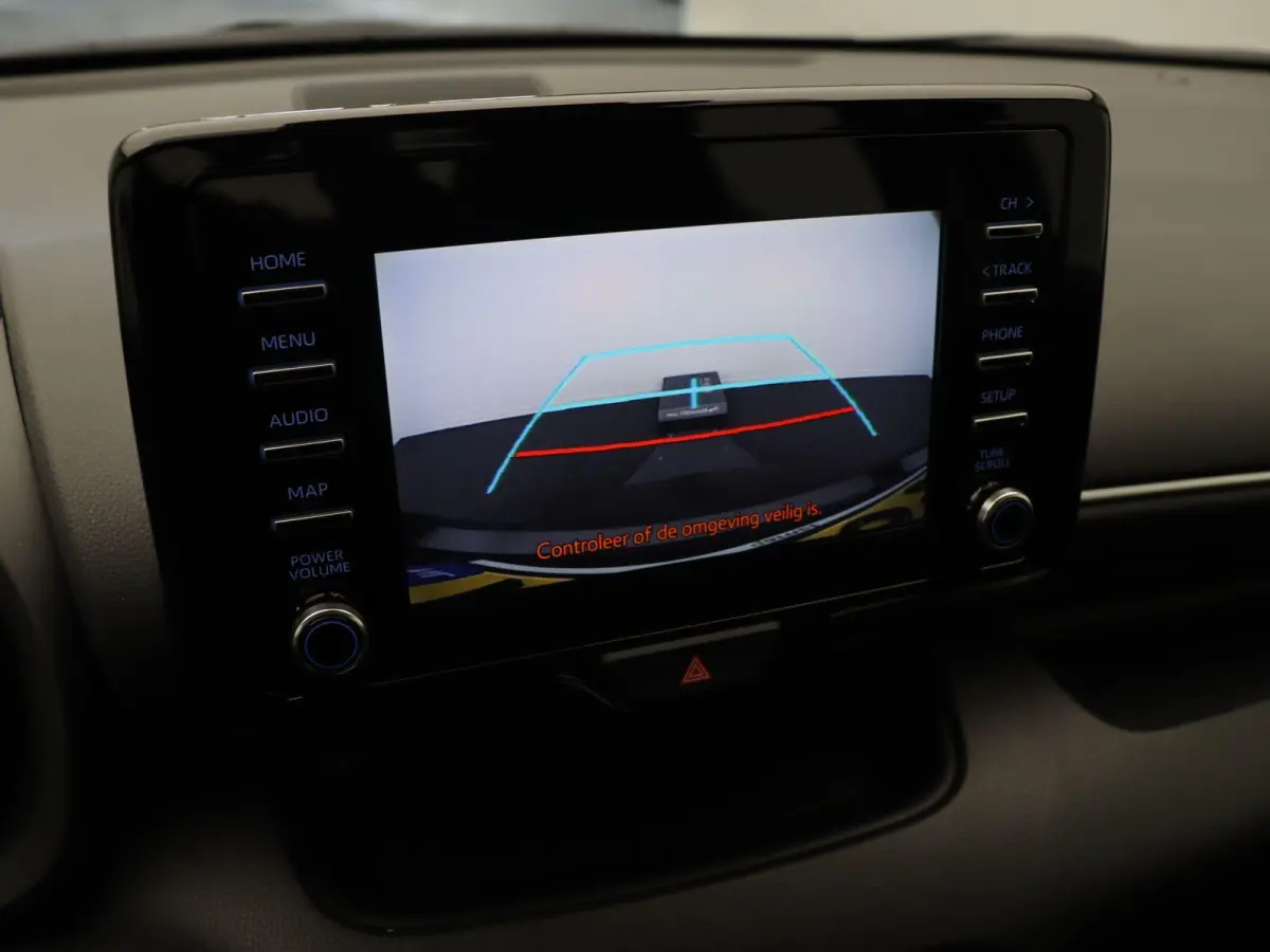 1.5 Hybrid Dynamic | Achteruitrijcamera | Apple Carplay & Android Auto | Full Led |