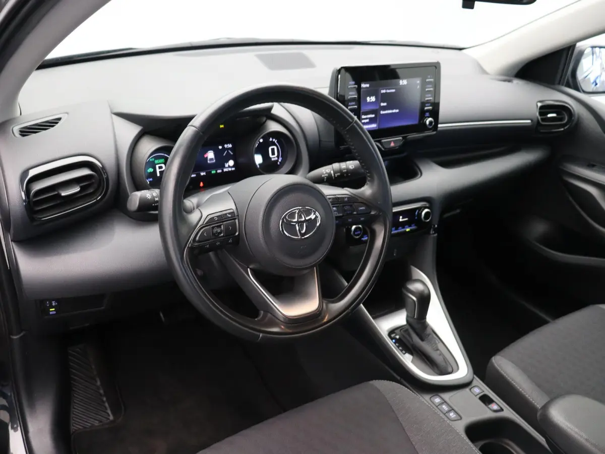 1.5 Hybrid Dynamic | Achteruitrijcamera | Apple Carplay & Android Auto | Full Led |