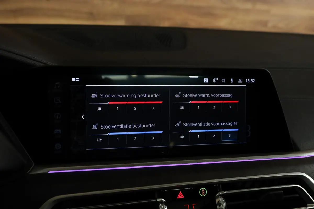 xDrive45e M-Sport|Skylounge|HUD|360|Aero|Ventilatie|