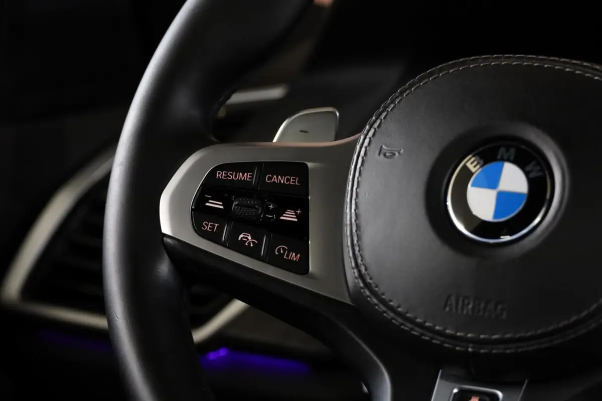 xDrive45e M-Sport|Skylounge|HUD|360|Aero|Ventilatie|