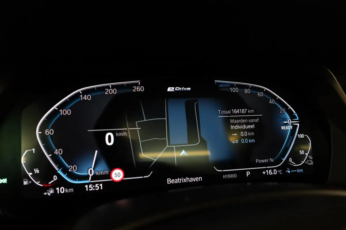 xDrive45e M-Sport|Skylounge|HUD|360|Aero|Ventilatie|