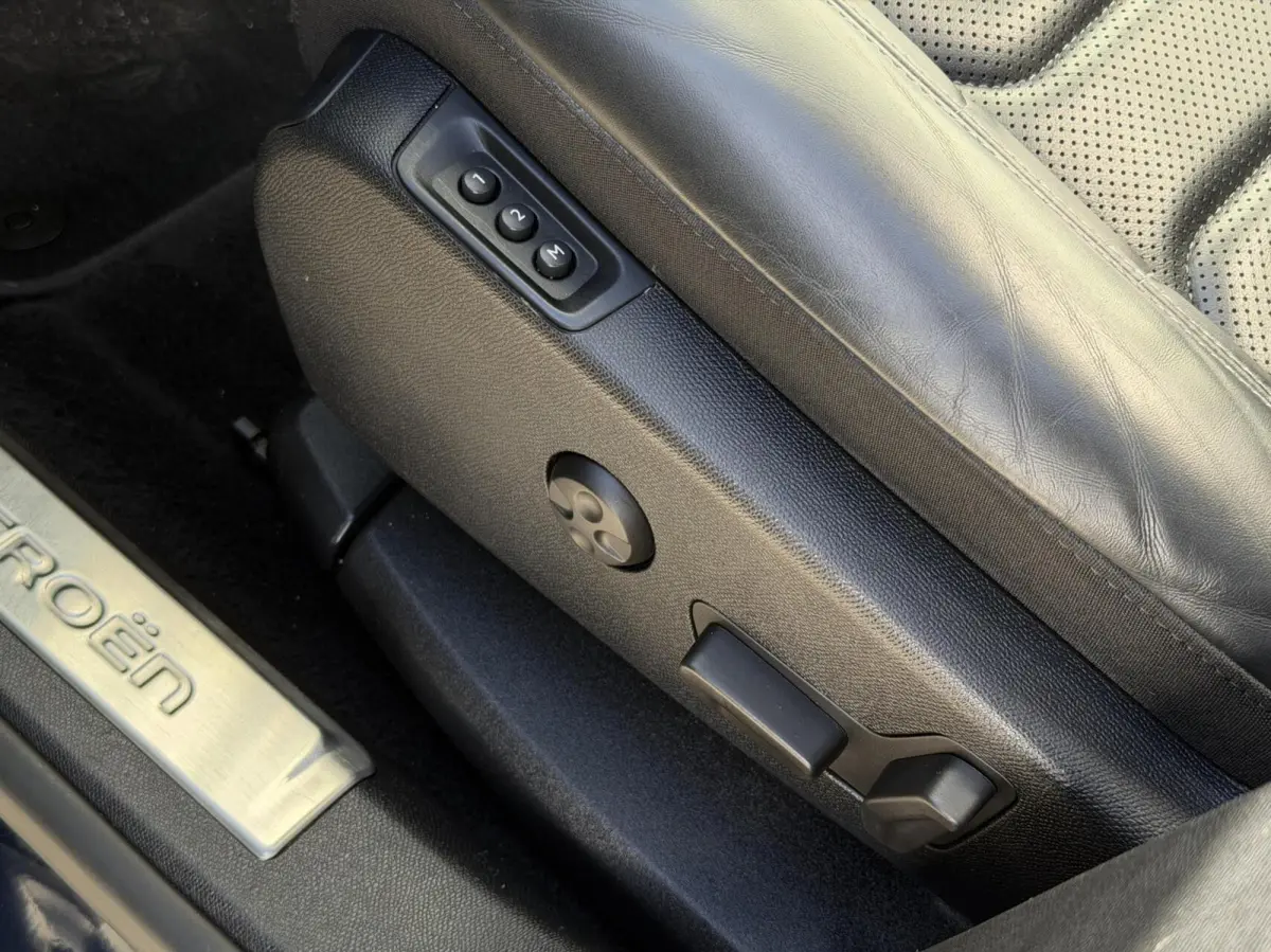 1.6 Plug-in Hybrid 225 Shine | Pano | Massage | Carplay